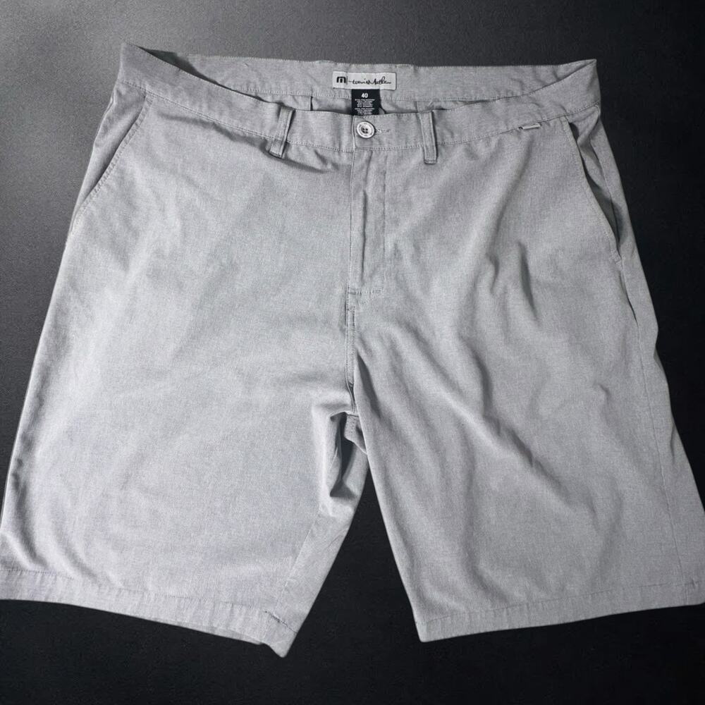 Travis Mathew Golf Shorts Mens 40 Light Gray Performance Stretch Casual
